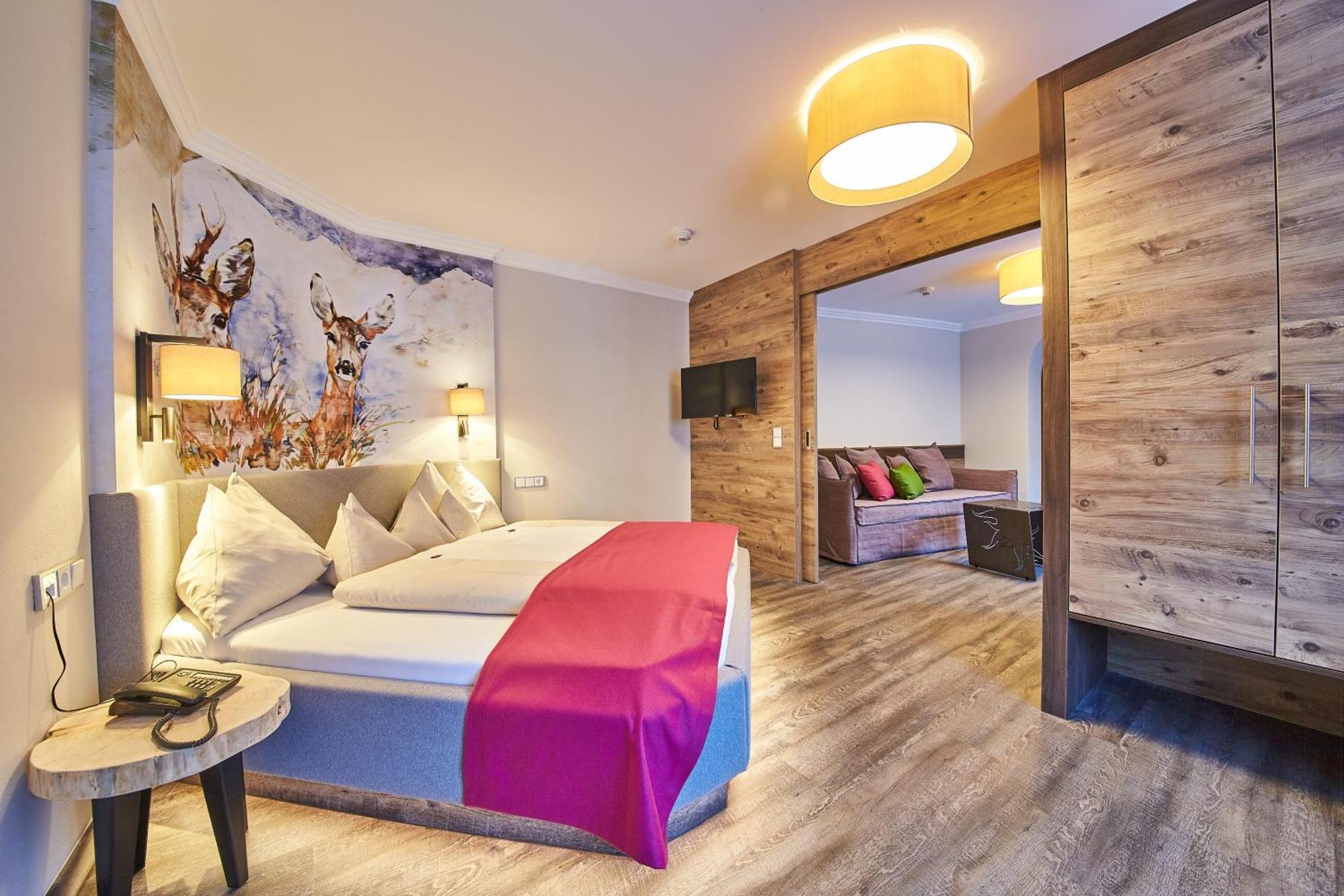 Hotel Die Sonne Saalbach-Hinterglemm Exteriör bild
